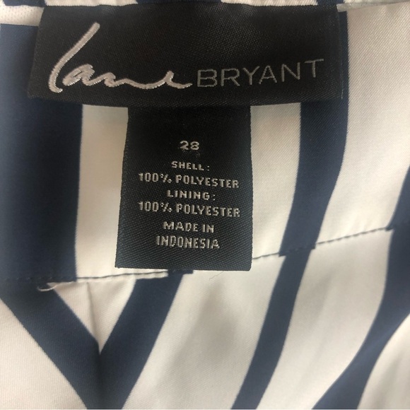 LANE BRYANT (28W) white and navy striped skirt - Picture 3 of 9